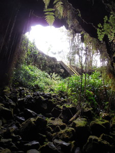 Kaumana-Caves-Lavatubes-Hawaii